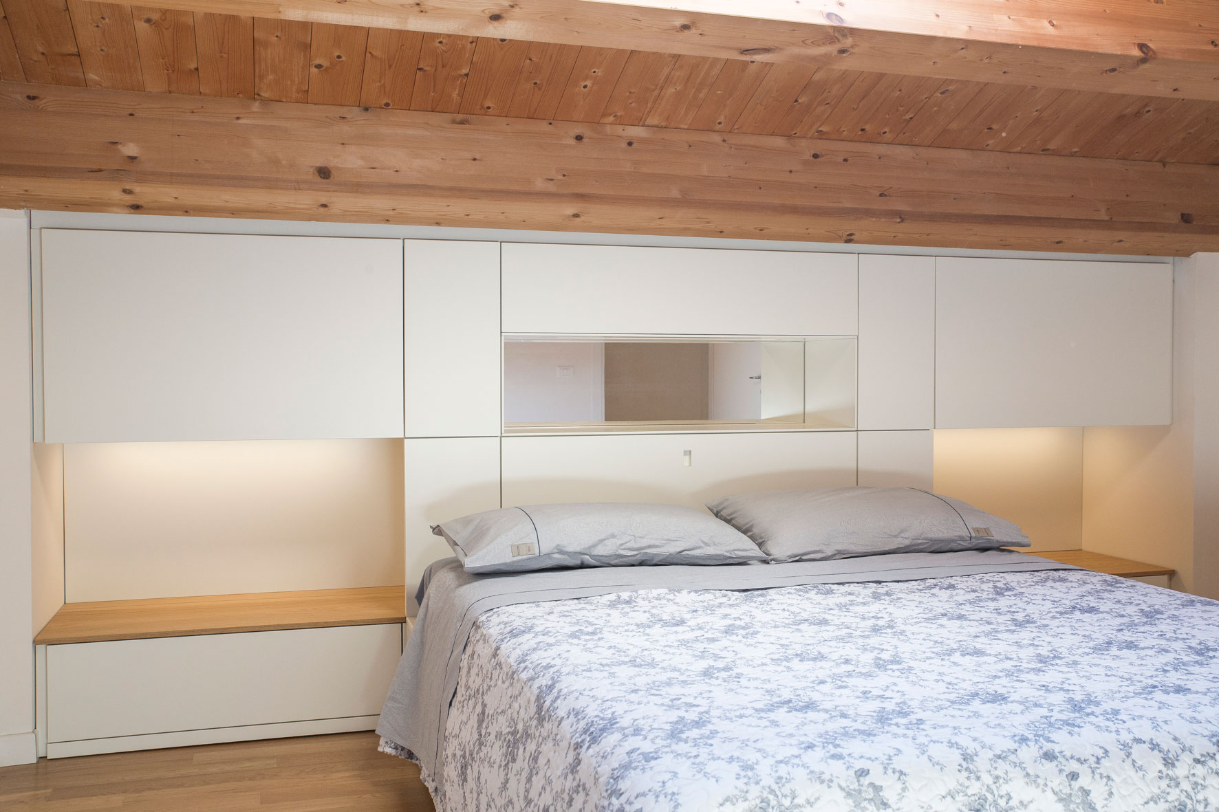 Camera da letto moderna, su misura - Paolo Russo
